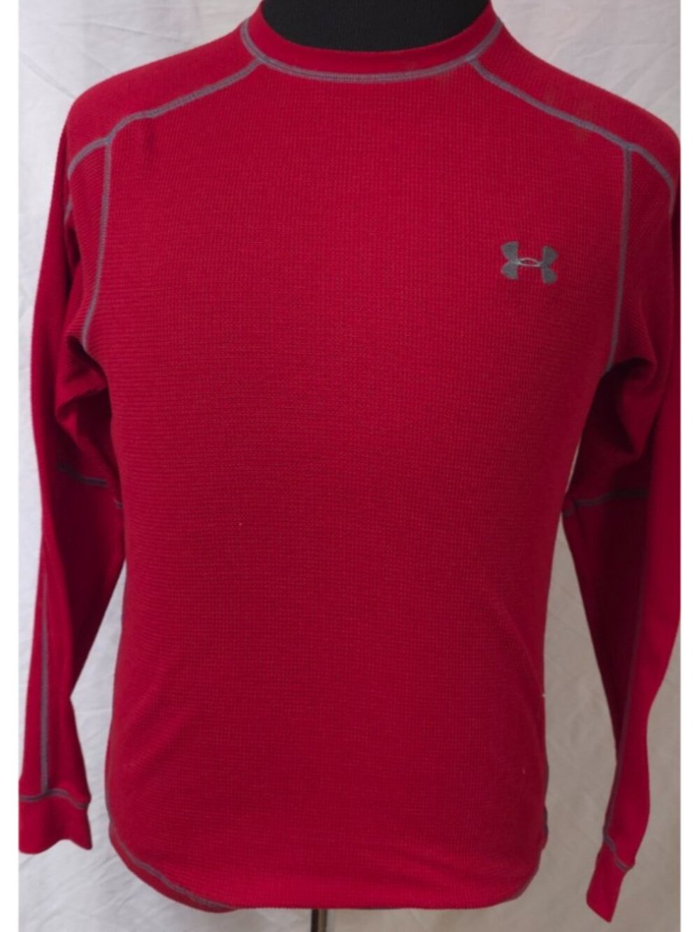 Under Armour All Season Gear Mens Small Base Layer Thermal Waffle Catalyst Shirt